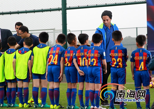 巴西球星小罗来中国,巴西足球明星小罗