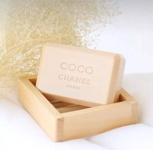 杨幂今年冬天穿的爆款,杨幂最新穿搭又火了