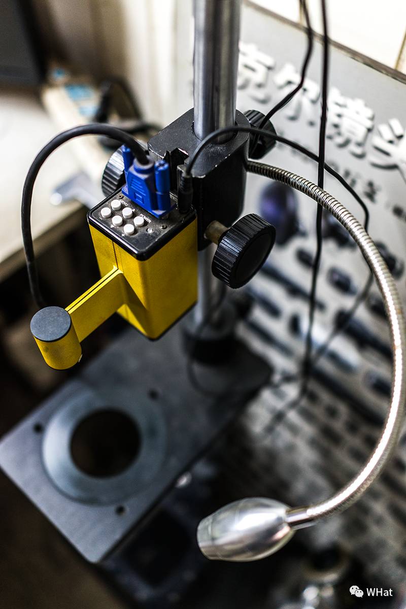 铜人像里藏着修相机的头牌师傅，33年的坚守积累千金不换的口碑