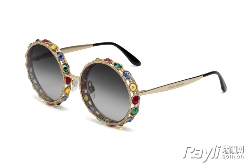 微整界杠把子大牌墨镜又搞事情