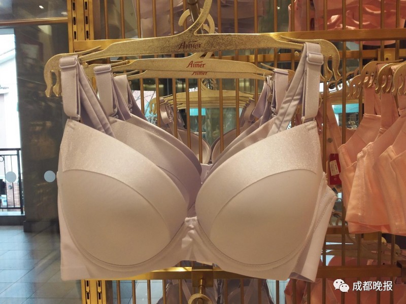 为女王过节,时代奥莱是认真的!