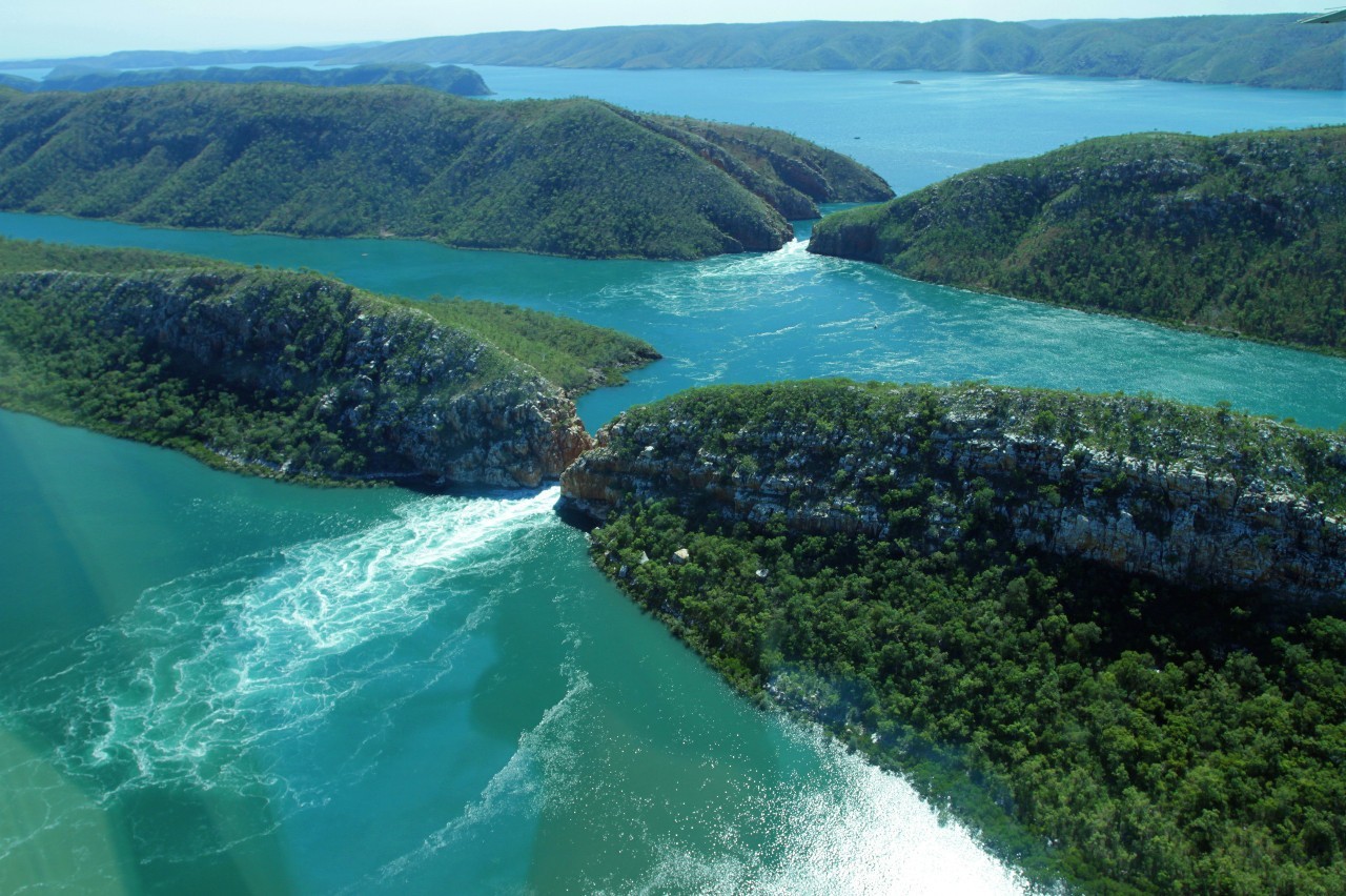 澳大利亚：乐水夏日·赶走冬日阴霾艳阳下的沁凉之旅