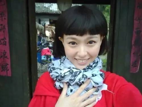 唐嫣早期的写真是真的假的,唐嫣用了什么化妆品