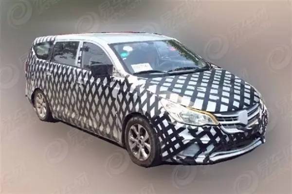 买新车时这些你千万不要碰,买刚上市全新车要注意什么