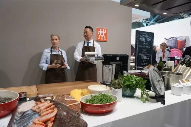 去处丨克服旅行上瘾症的最好办法，就是去逛一场家居展