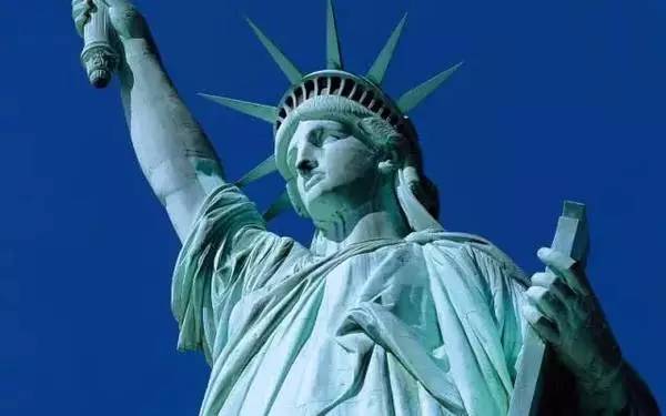 在每个国家100块钱都能买到什么,在各个国家内100块钱可以买什么