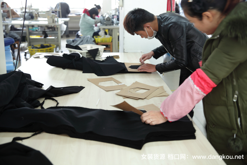 一件衣服是如何从无到有，最后到你手中