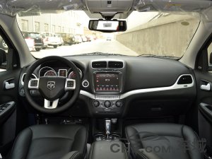 2017年出厂的道奇酷威旅行版,11款道奇酷威7座2.7二手车价格