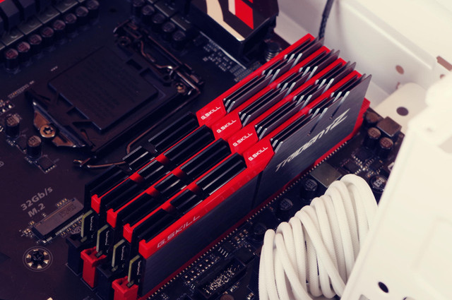 高频内存有啥用?我们用新泰坦X作了测试结果出人意料