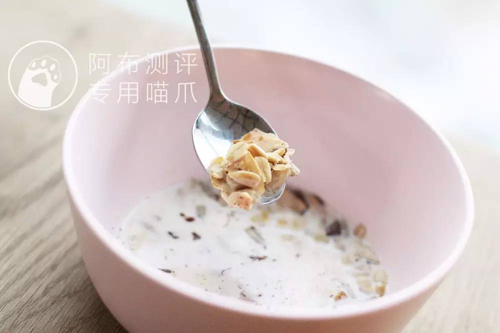 燕麦片每天吃多少才可以减肥呢,什么时候吃燕麦片减肥效果最好