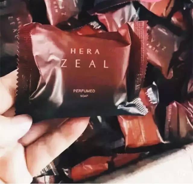 杨幂今年冬天穿的爆款,杨幂最新穿搭又火了