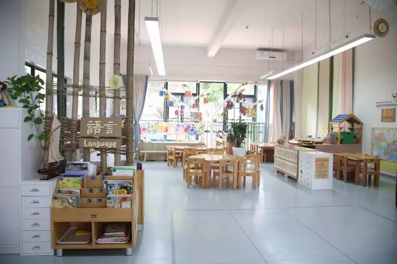 小学生开学教室布置,开学布置教室黑板报