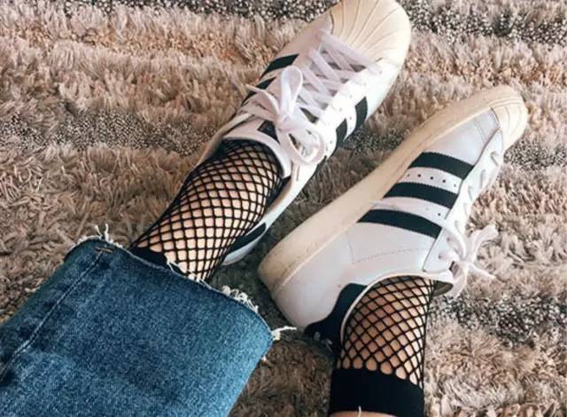 杨幂今年冬天穿的爆款,杨幂最新穿搭又火了