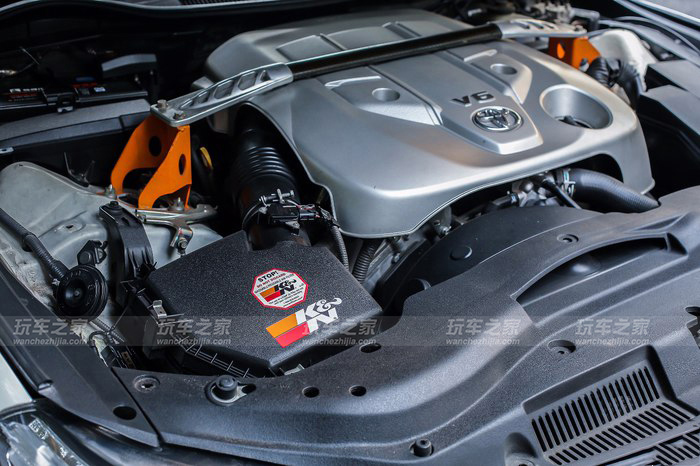 10款锐志改装14款尾灯,零六年的丰田锐志改装