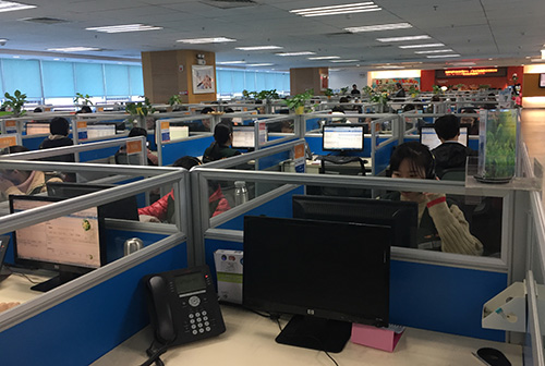 体彩中心授权赠送彩票,派发小礼品有哪些