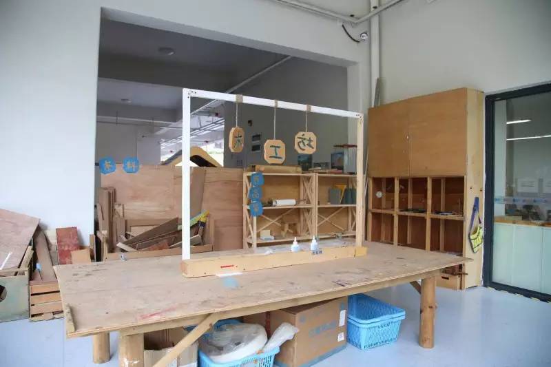 小学生开学教室布置,开学布置教室黑板报