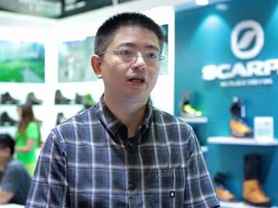 scarpa宽版,scarpa是纯手工吗