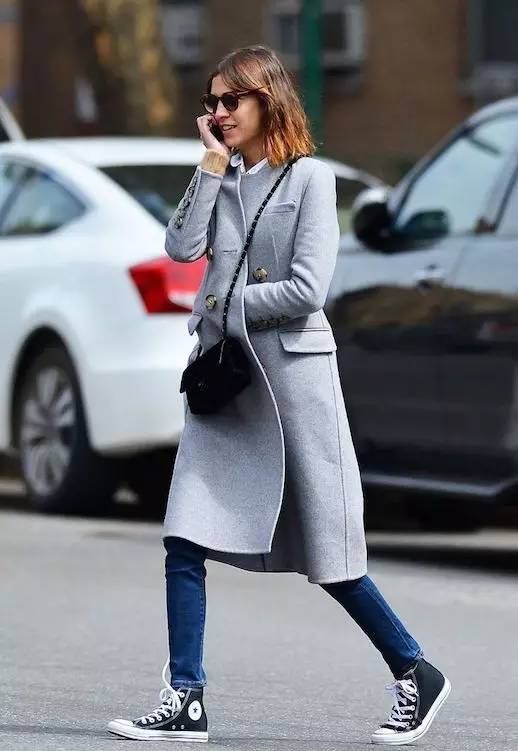 矮个子穿高帮球鞋,矮个子女生穿高帮球鞋