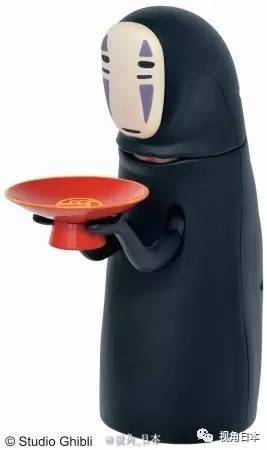 趣闻三则会打嗝的无脸男存钱罐突然心情好的柴犬