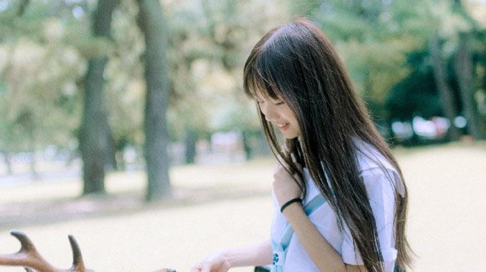 染发的最高境界是黑长直,黑长直染发前后对比