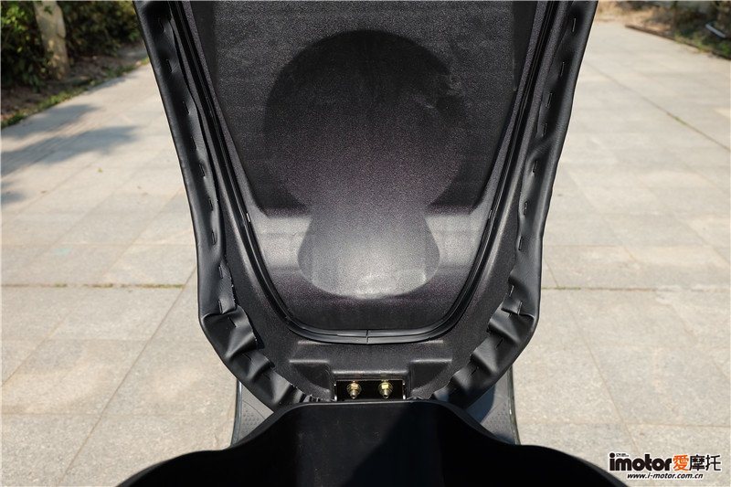 测评三阳FiddleIII高性能水冷125