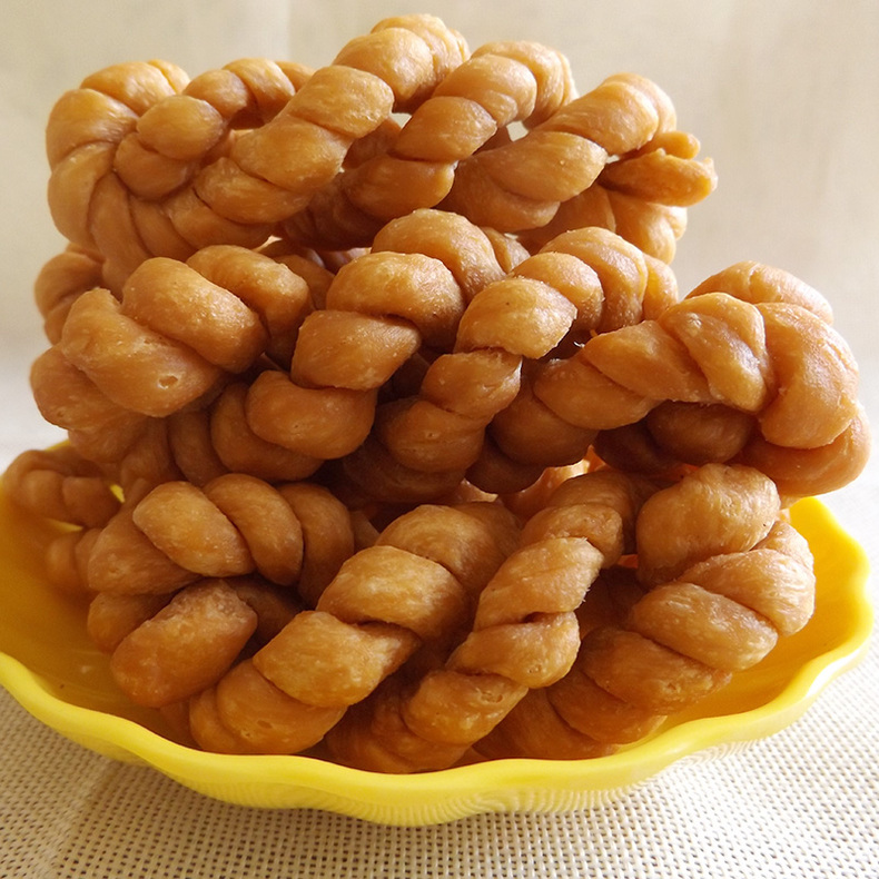 今晚,我掉进了夜市小吃的“深坑”