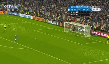 踢飞意大利的希望，被全世界嘲笑这一夜他击败皇马为自己正名！