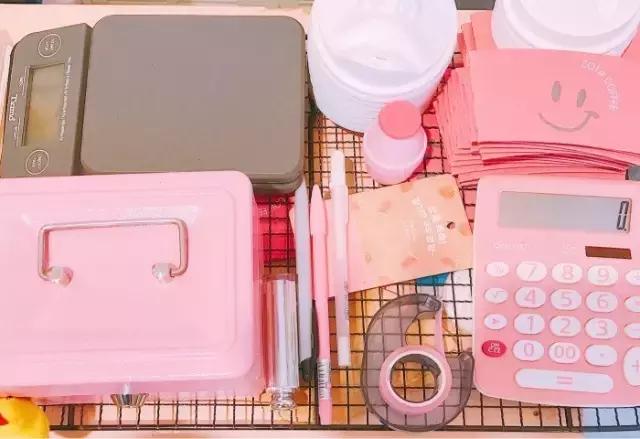 魔都15个粉色网红地标，咖啡甜品展览，少女心爆棚！