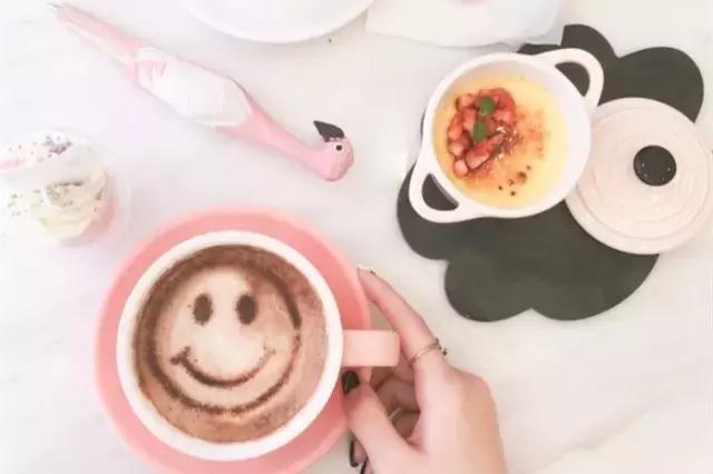 魔都15个粉色网红地标，咖啡甜品展览，少女心爆棚！