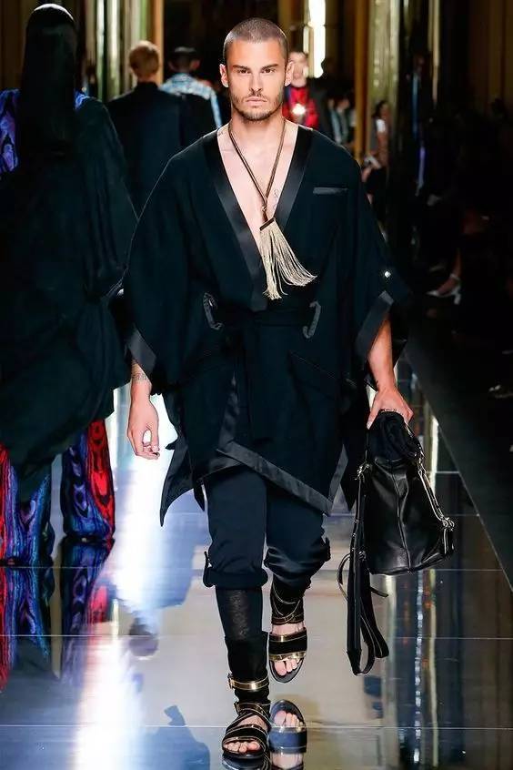 当下最流行的男装款式,2022服装男装潮牌流行趋势