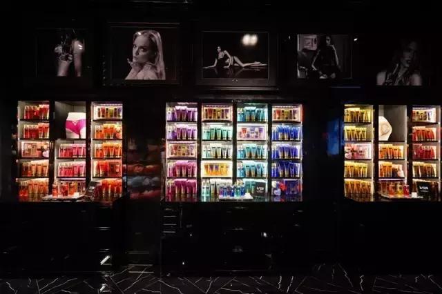 成都万象城维密店,维密亚洲首家旗舰店