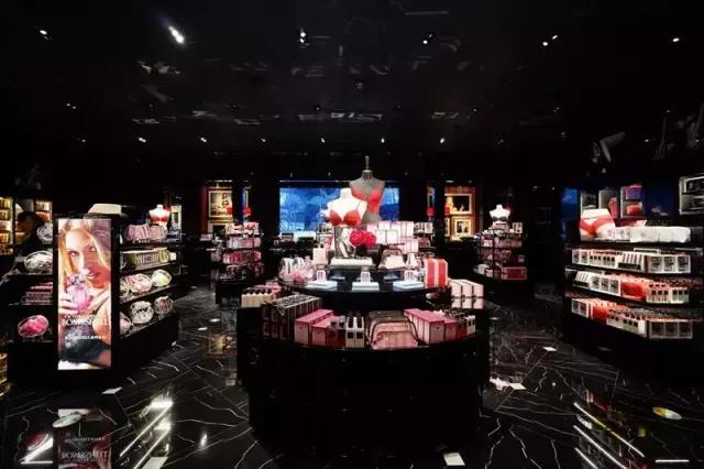 成都万象城维密店,维密亚洲首家旗舰店