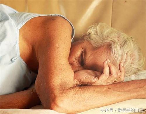 痛风最简单的远离方法,痛风后悔的十大习惯