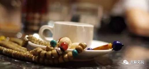 冬天适合把玩什么手串,又到了佩戴手串最好的季节