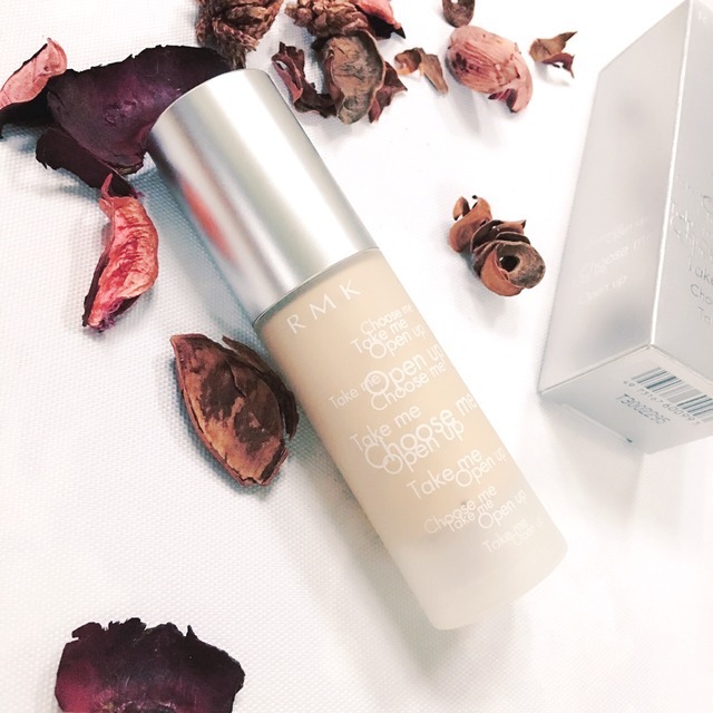 8款干皮自用热门底妆粉底大评测 (新手底妆最好用什么粉底)