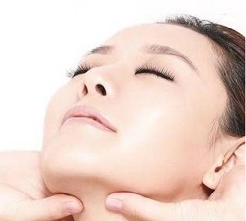 新手必学的九个面部按摩,值得收藏的全脸按摩手法