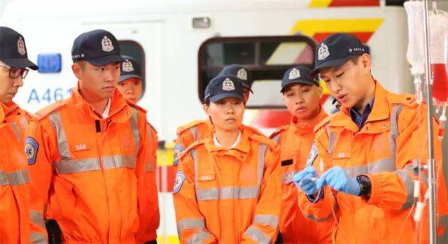 一个香港救护员笔下的第一个灵异经历：女孩子要好好保护自己