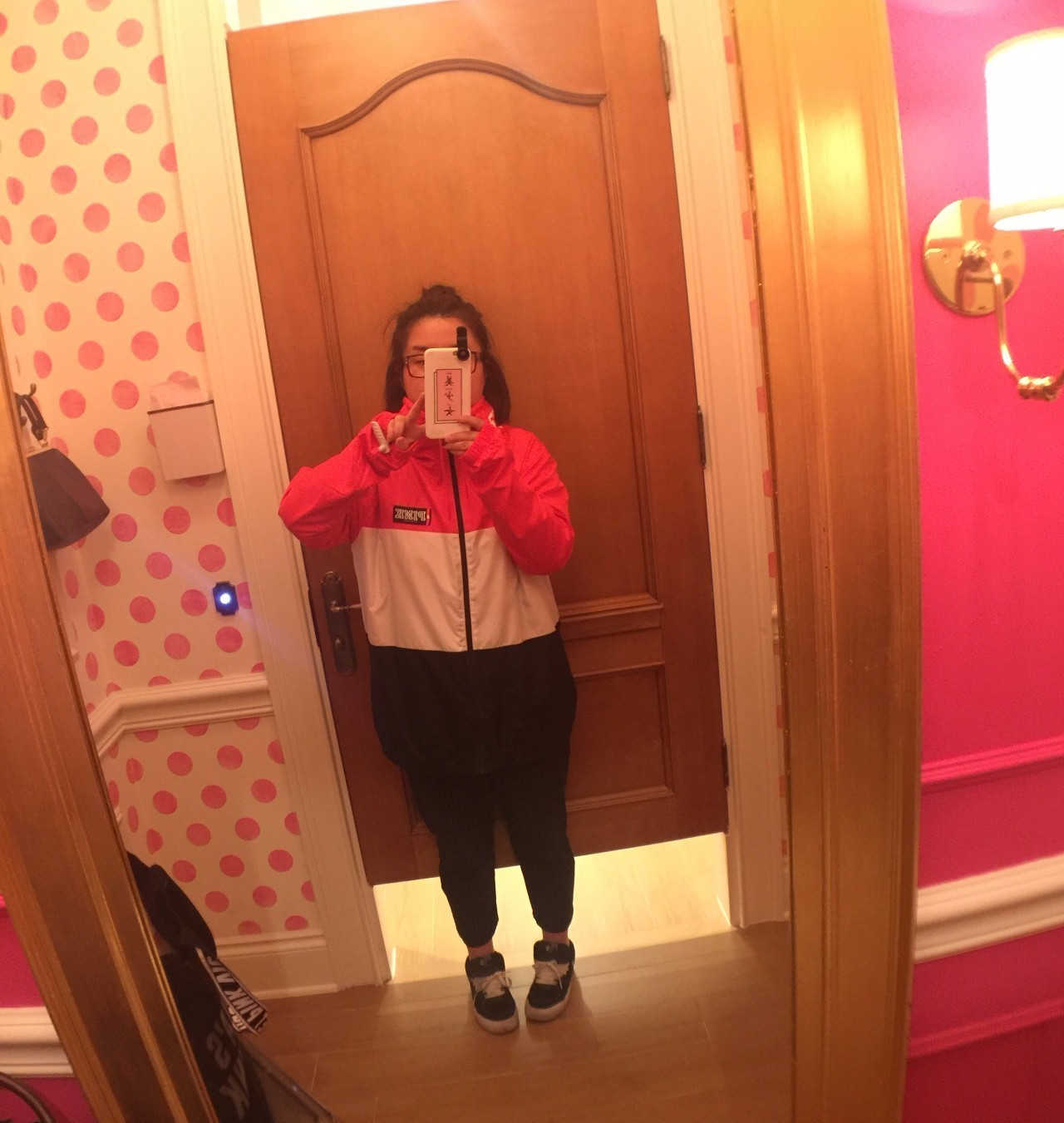 维多利亚的秘密上海有几家店,维多利亚的秘密旗舰店是正品吗