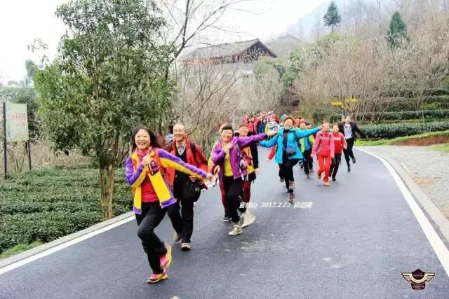 军哥户外,军哥徒步去西藏