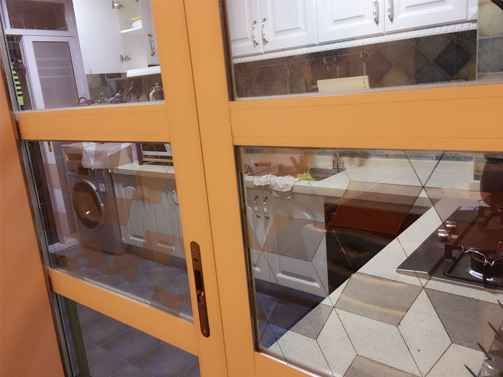 客餐厅一体装修新家,客餐厅一体房子装修设计欣赏