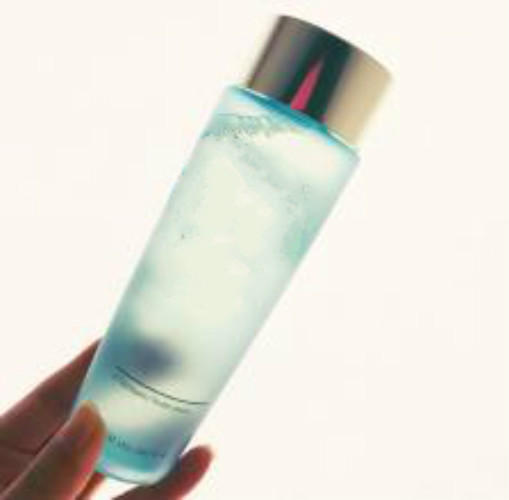 化妆水有泡沫是好是坏,化妆水泡泡细但很快消失