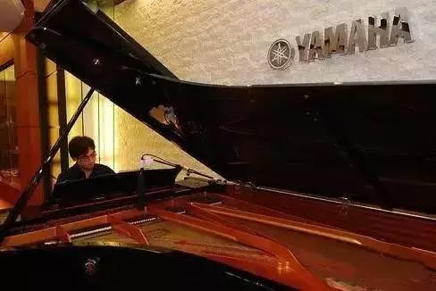 放眼四面八荒,玩跨界,舅服你——YAMAHA!