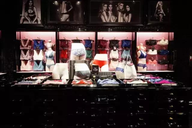 成都万象城维密店,维密亚洲首家旗舰店