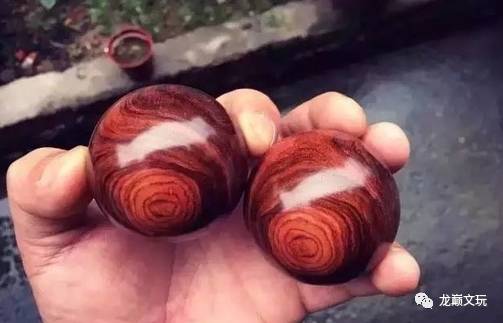 冬天适合把玩什么手串,又到了佩戴手串最好的季节