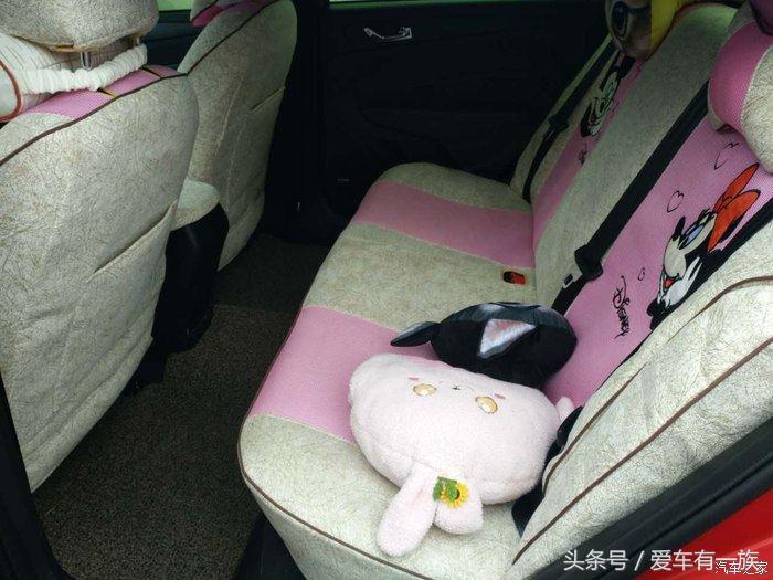 女司机不要买的车,奇瑞艾5红色