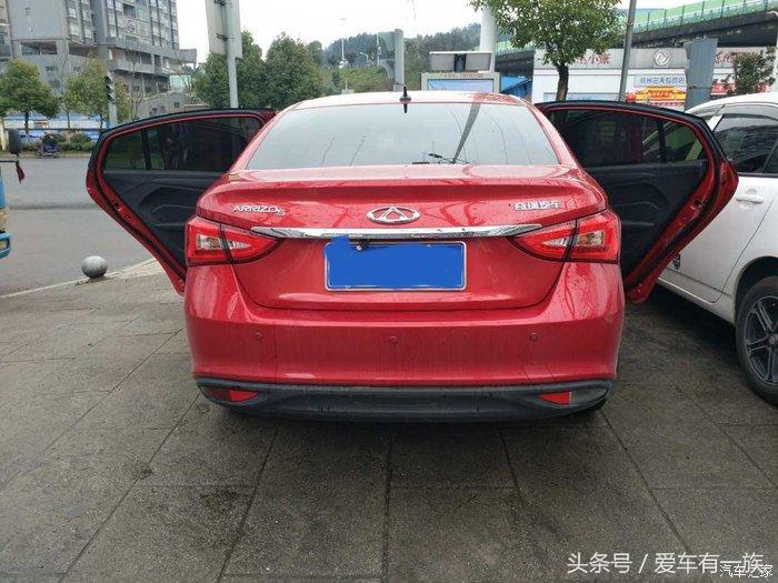 女司机不要买的车,奇瑞艾5红色