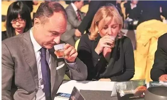 外国哪个国家爱喝铁观音,老外喝铁观音茶