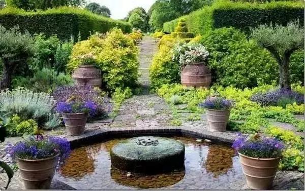 待位64年的王子,花30年将450万㎡荒地打造成世界最美庄园