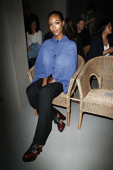 burberry2017春夏时装周,burberry时装周视频