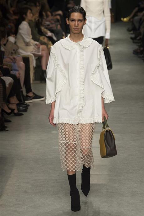 burberry2017春夏时装周,burberry时装周视频